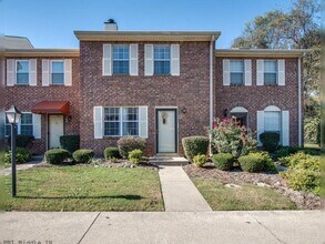 Building Photo - COMING SOON... Beautiful 2BR/1.5BA Townhouse in Hermitage Meadows!