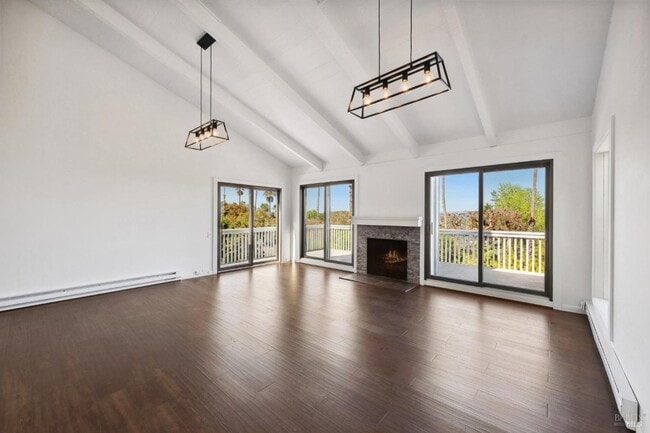 Building Photo - 31 Antilles Way