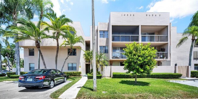Primary Photo - 10525 SW 112th Ave