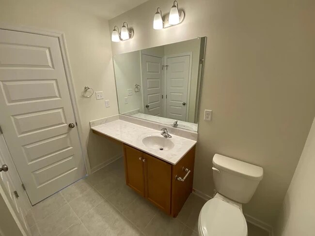 Building Photo - 12867 Deep Well Rd