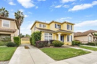 Building Photo - Short term room for rent