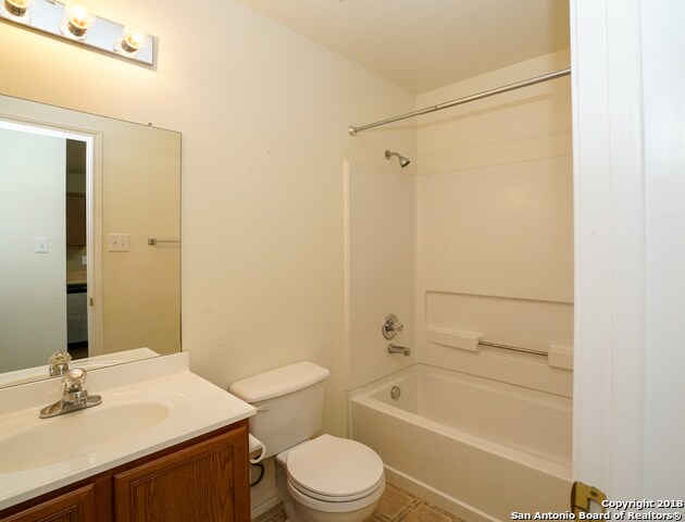 Building Photo - 10603 S Shaenridge