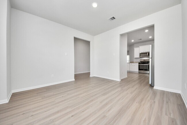 Building Photo - 3113 Foresail Ln