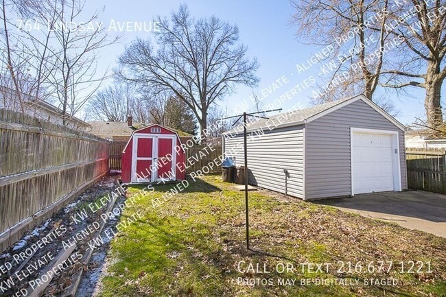 Building Photo - 764 Lindsay Ave