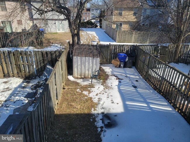 Building Photo - 4197 Drake Ct