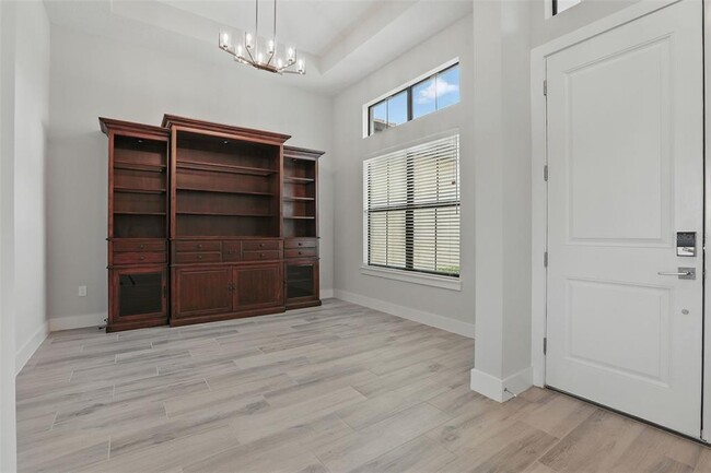 Building Photo - 25463 Hawks Run Ln