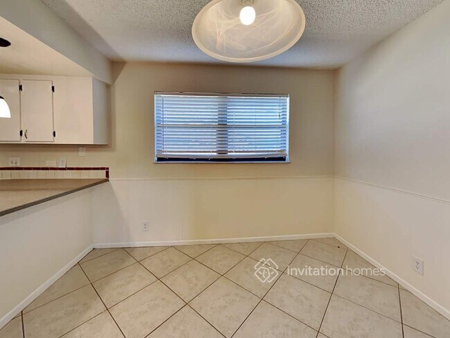 Building Photo - 92 PineHill Trail E