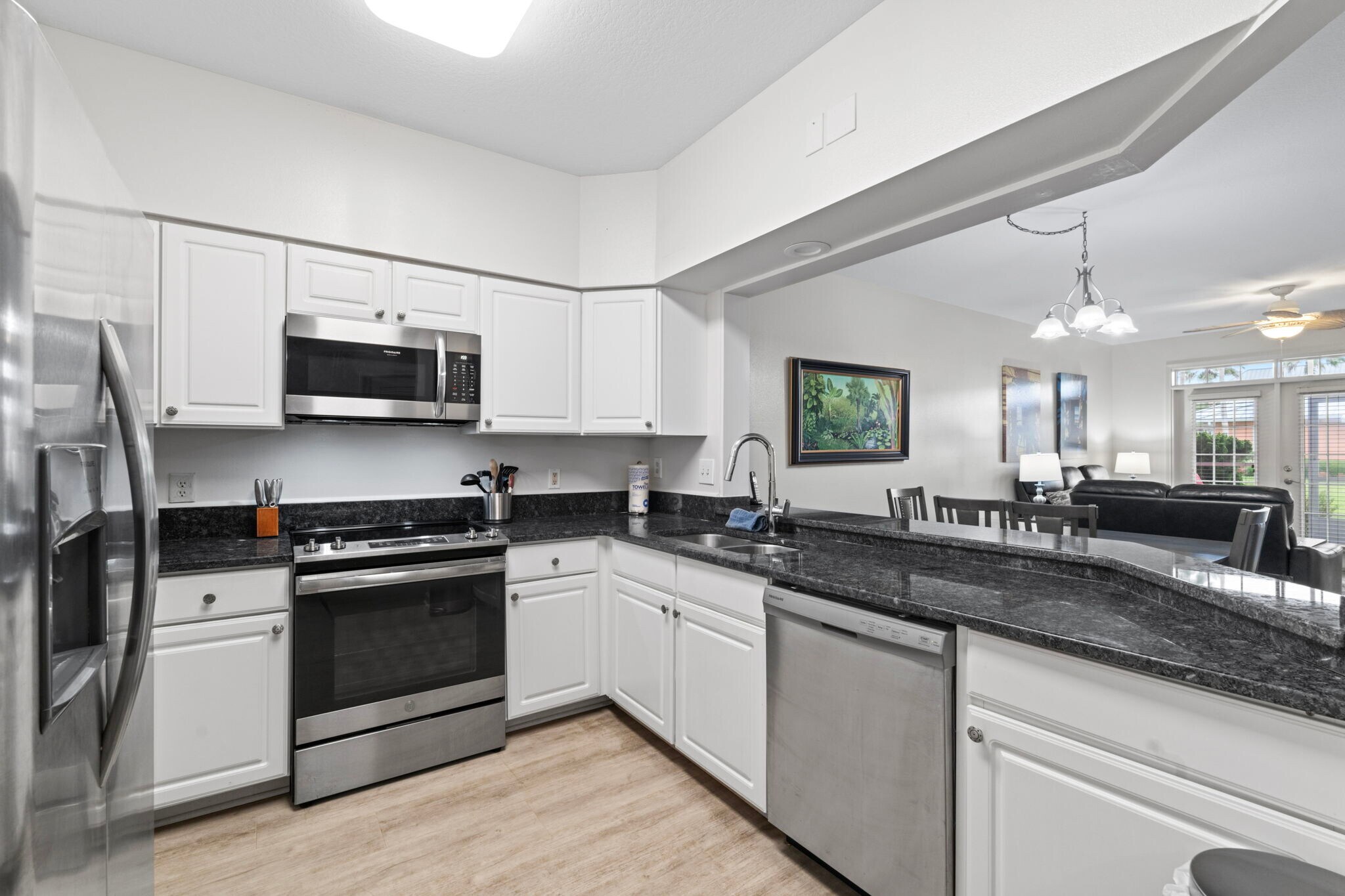 Building Photo - 225 Atlantis Cir