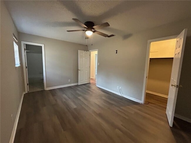 Building Photo - 5710 5th St