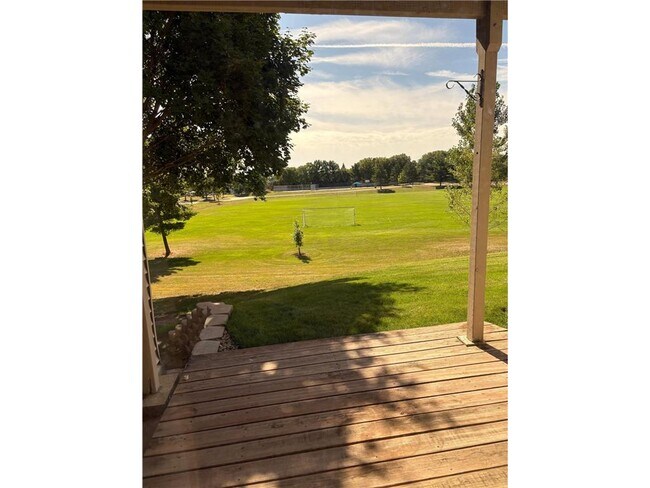 Building Photo - 10277 Arrowwood Dr