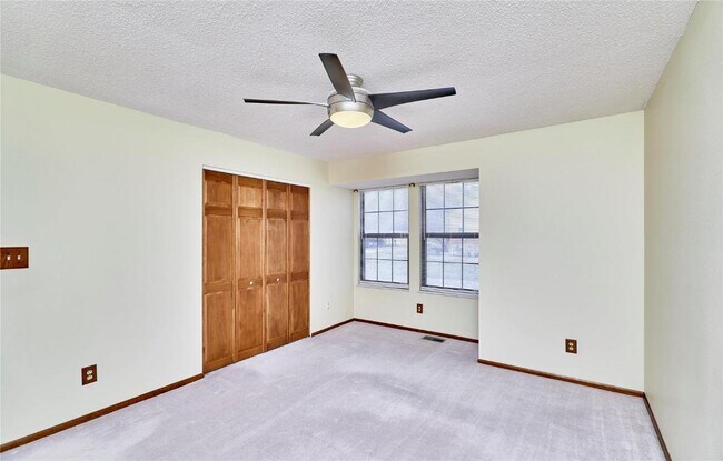 Building Photo - 2304 Yellowstone Park Ct