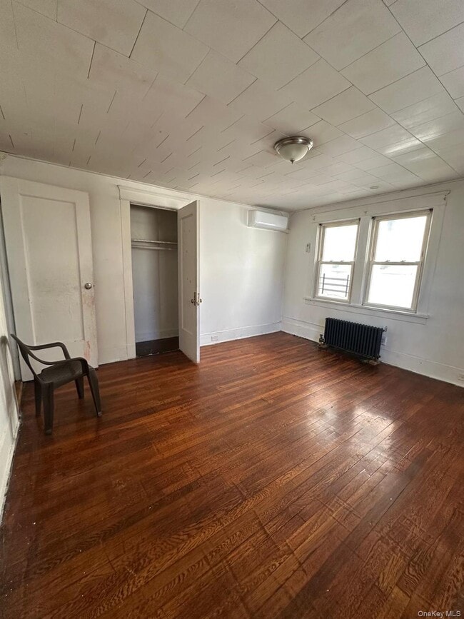 Building Photo - 173 Crary Ave
