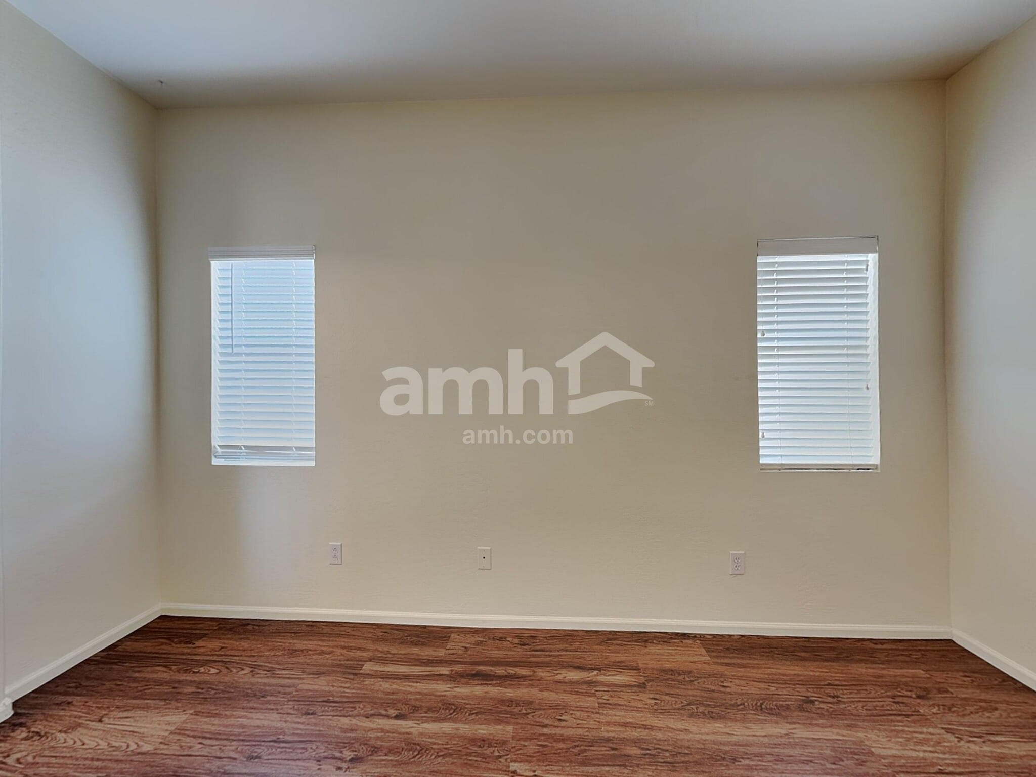 Building Photo - 2567 W Amber Sun Dr