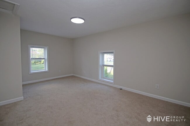 Building Photo - Fully Remodeled Home with Detached Garage ...