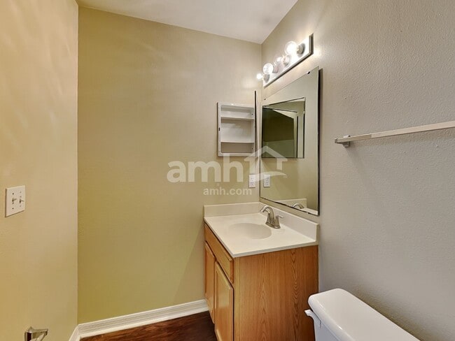 Building Photo - 11331 Ivy Flower Loop