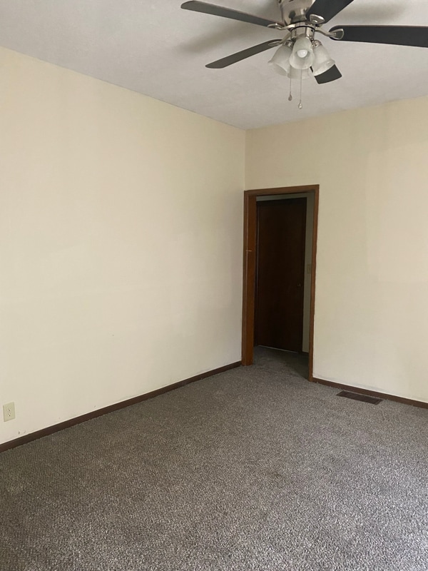 Building Photo - 123 N Clarence St