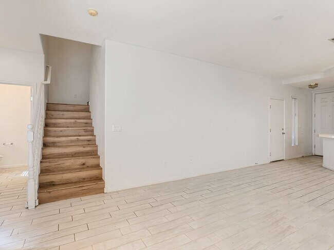 Building Photo - 8278 Annual Ridge St