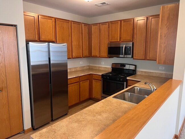 Building Photo - 5111 Freeport Ct