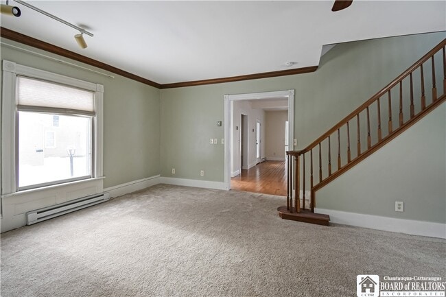 Building Photo - 101 Valley St