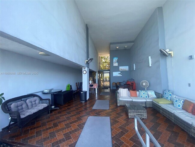 Building Photo - 7899 NE Bayshore Ct