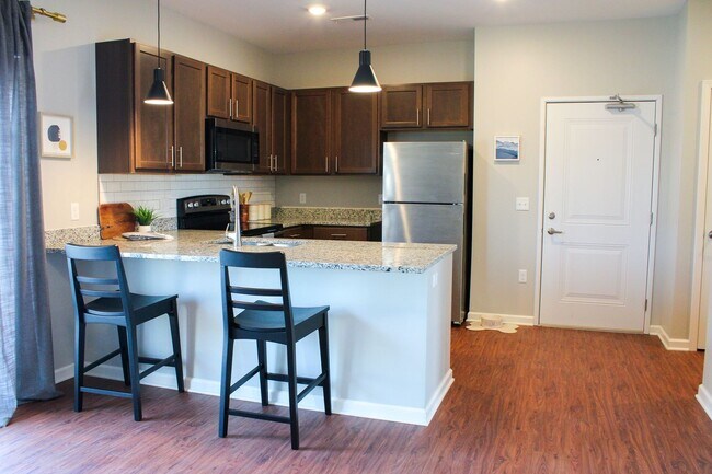 Building Photo - 3221 Redhawk St