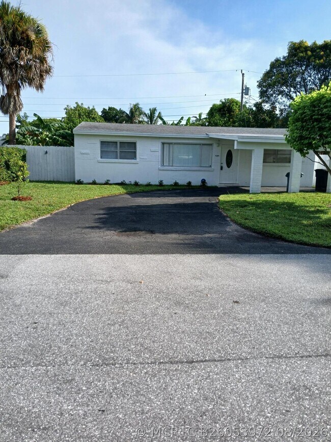 Building Photo - 4289 S Mary Cir