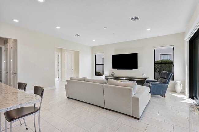 Building Photo - 21908 Canadensis Cir