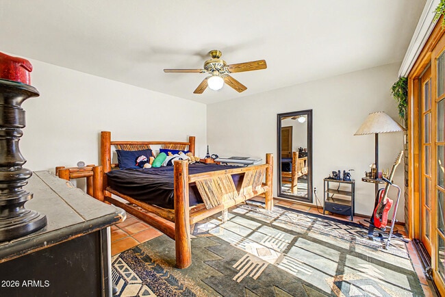 Building Photo - 6510 E Dixileta Dr