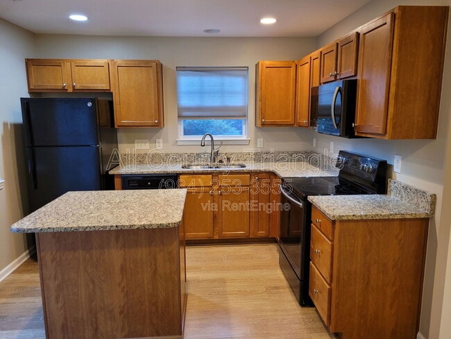 Building Photo - 317 Port Haven Dr