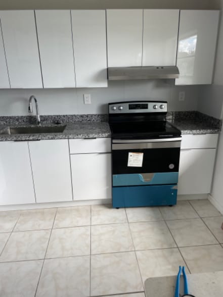 Building Photo - 340 NW 19th St