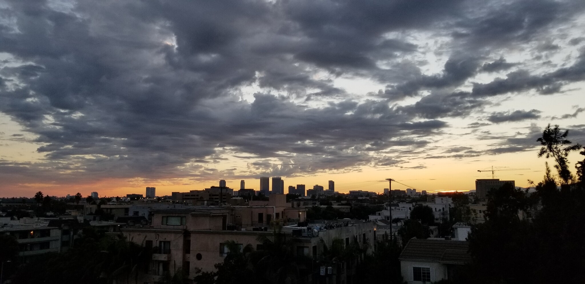 Building Photo - 321 S San Vicente Blvd