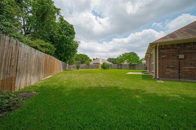 Building Photo - 11042 Sentry Ct