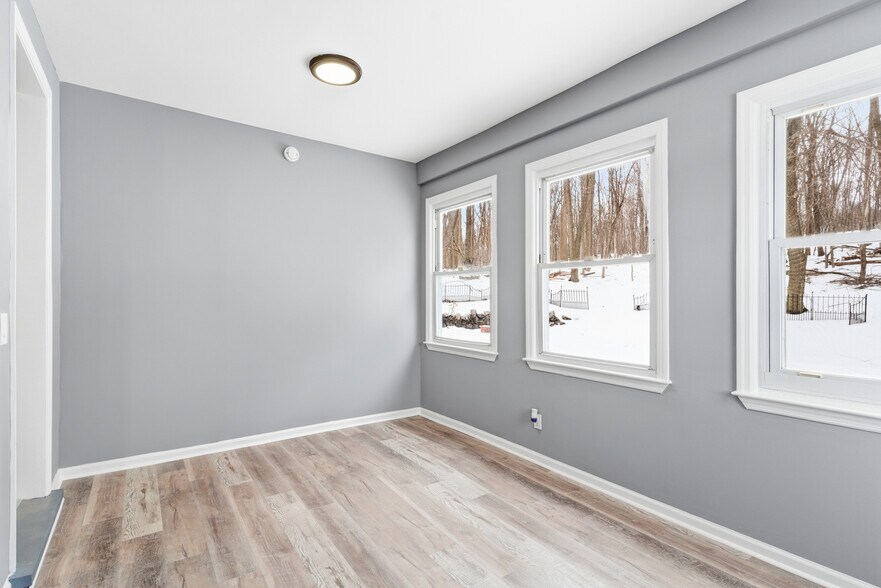 Building Photo - 20 McGregor Ave