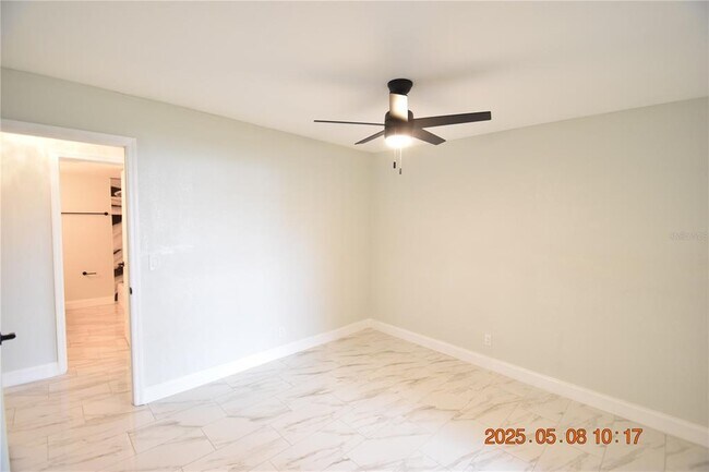 Building Photo - 1019 Spindle Palm Way