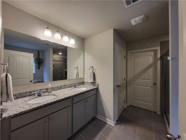 Building Photo - 5943 Screech Owl Dr