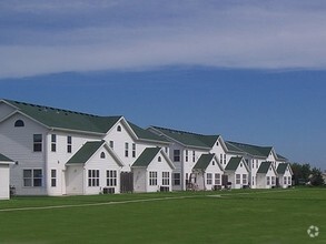 Building Photo - Courtyard Townhomes