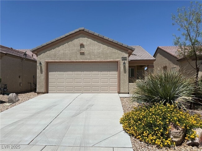 Primary Photo - 7453 Crested Quail St