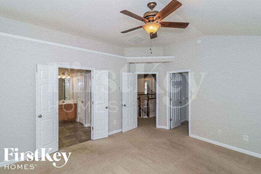 Building Photo - 1055 Westmoreland Ln NE