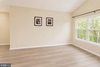 Building Photo - 18501 Fairlight Dr