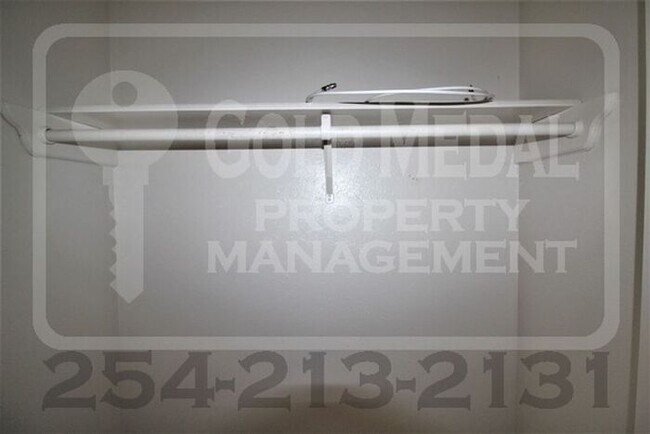 Building Photo - 1201 Santa Rosa Dr