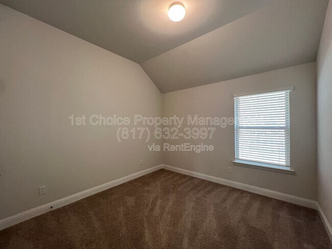 Building Photo - 14869 Nightmist Rd