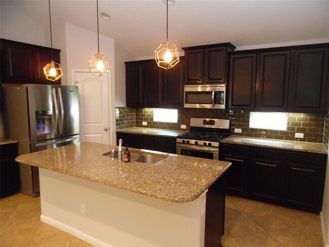 Building Photo - 1217 Peregrine Way