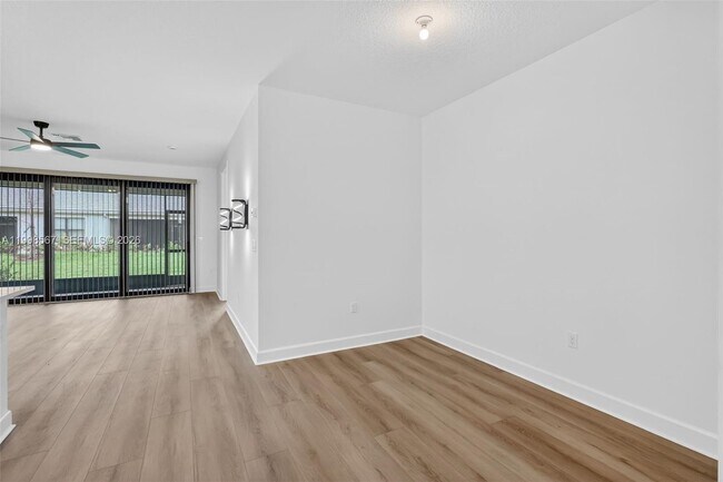 Building Photo - 13455 Starkissed Ln