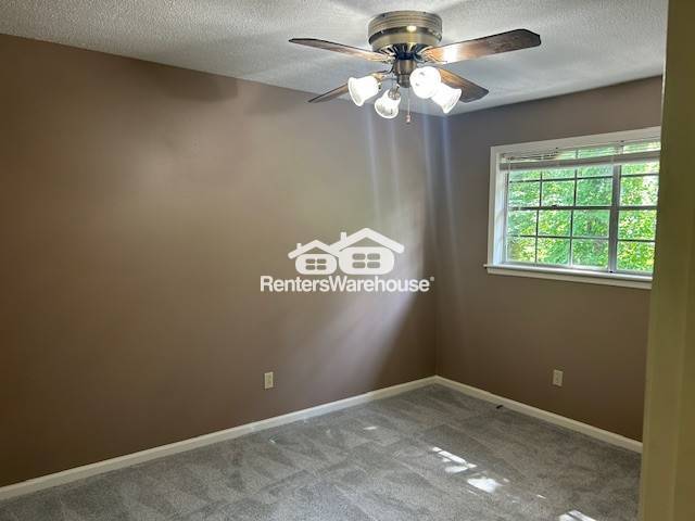 Building Photo - 839 Linbard Ln