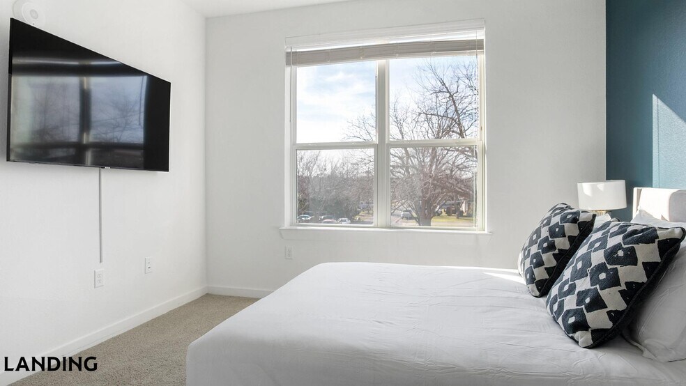 Building Photo - 217 S Garland Ave