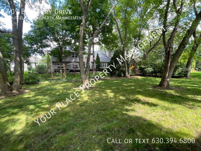 Building Photo - 409 Bayberry Dr
