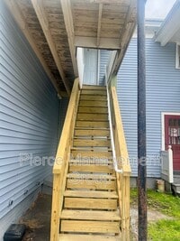 Building Photo - 120 Wakefield St