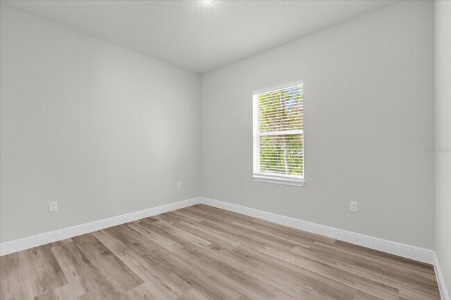 Building Photo - 13673 SW 43rd Cir