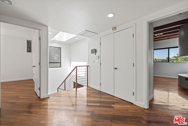 Building Photo - 2222 Bancroft Ave