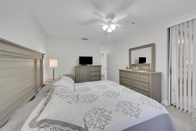 Building Photo - 5133 Brisata Cir